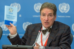 Press briefing by Mr. Alfred de Zayas, Independent Expert on the promotion of a democratic and equitable international order, who will highlight the findings and recommendations of his report to the 71st session of the UN General Assembly on taxation and human rights